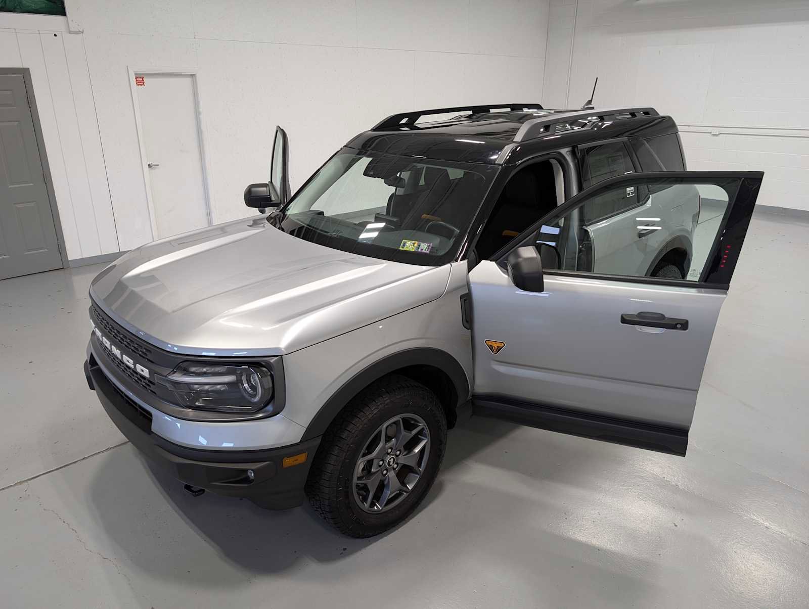 Used 2023 Ford Bronco Sport Badlands image 15