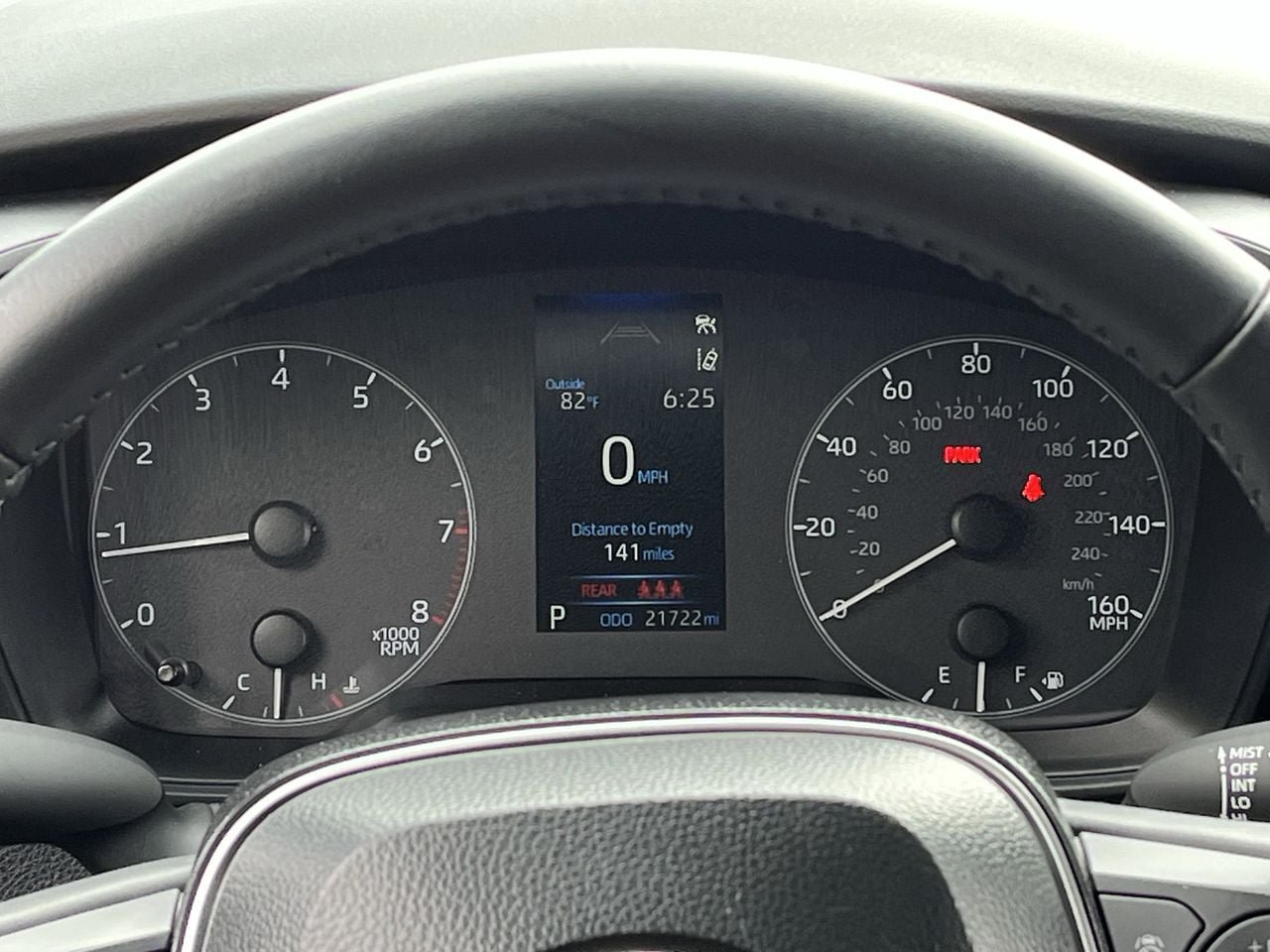 Used 2025 Toyota Corolla SE FWD image 13