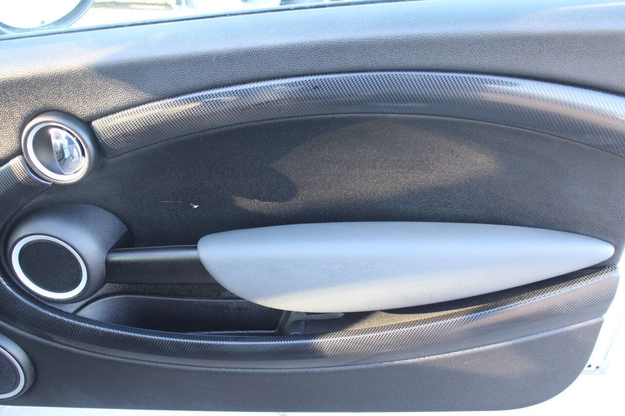 Used 2011 MINI Cooper S image 5