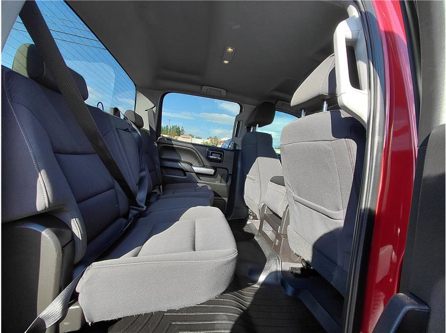 Used 2018 Chevrolet Silverado 1500 LT w/ All Star Edition image 12