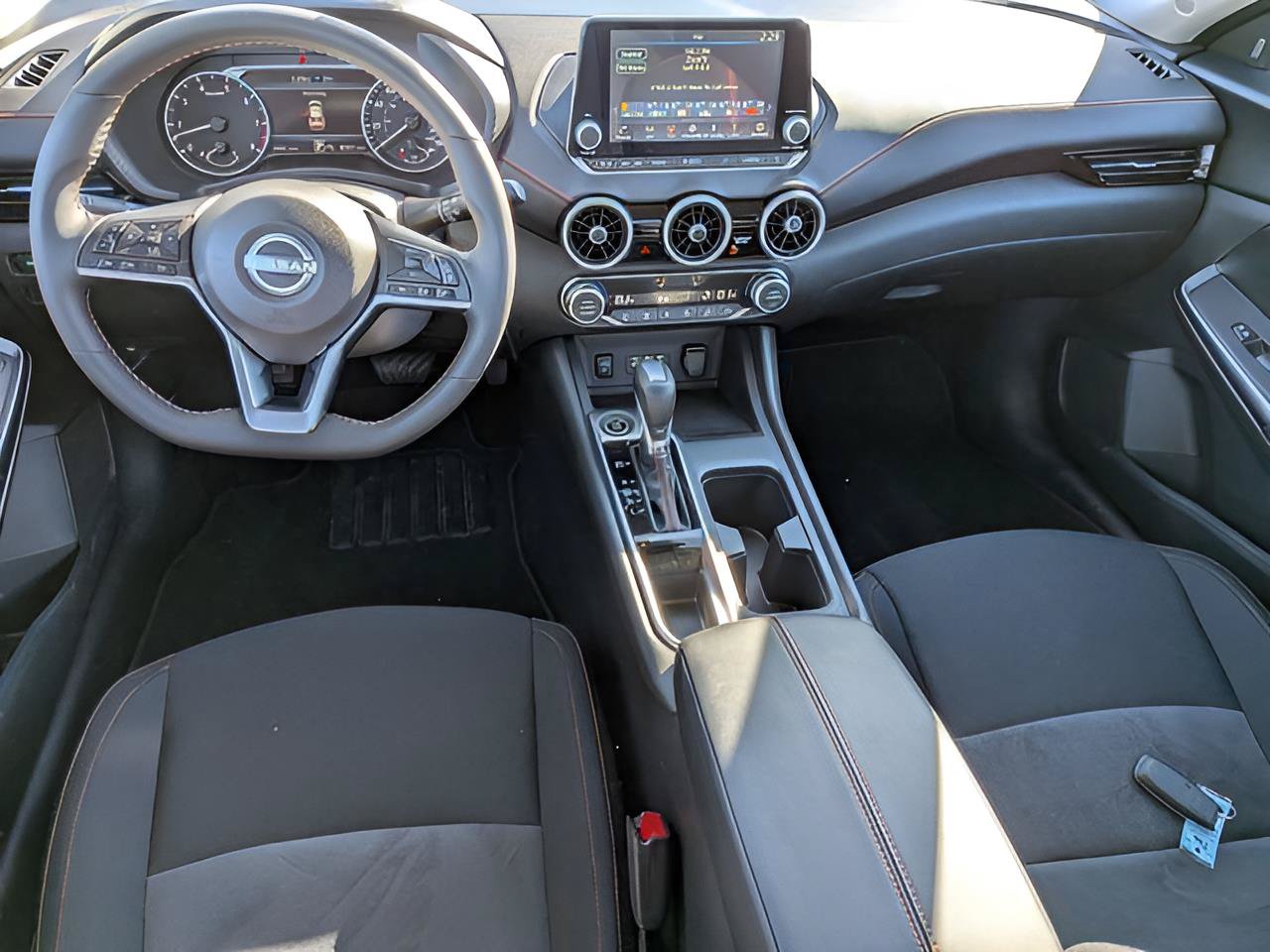 Certified 2025 Nissan Sentra SR FWD image 21