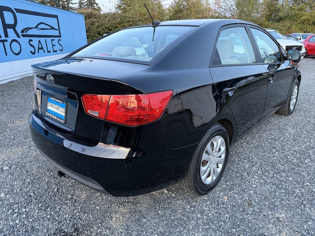 Used 2011 Kia Forte LX FWD image 3