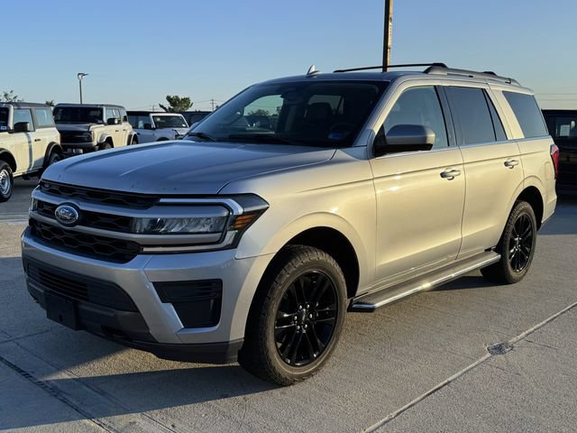 Used 2023 Ford Expedition XLT AWD/4WD image 9