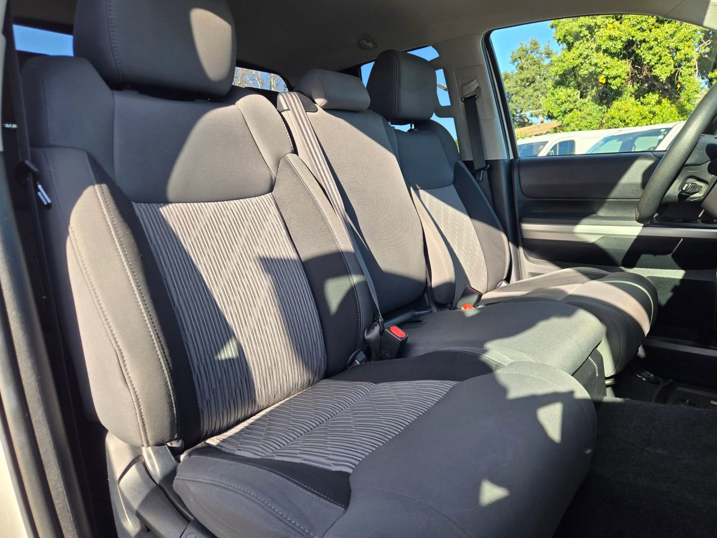 Used 2017 Toyota Tundra SR5 image 16