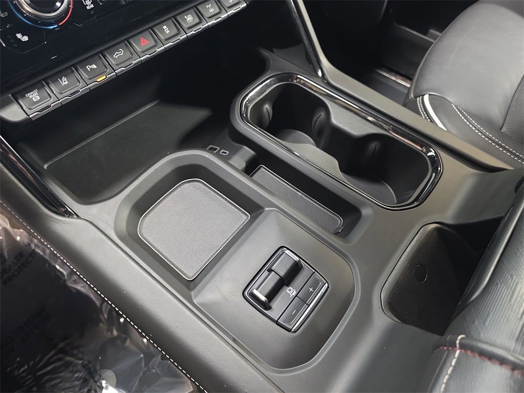 Used 2024 GMC Sierra 2500 AT4X image 27