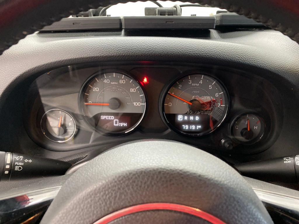 Used 2016 Jeep Wrangler Unlimited Sahara AWD/4WD image 16