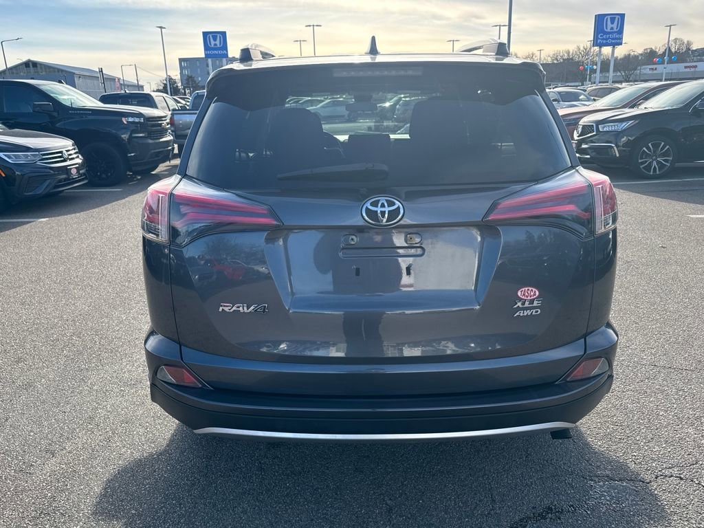 Used 2018 Toyota RAV4 XLE image 6