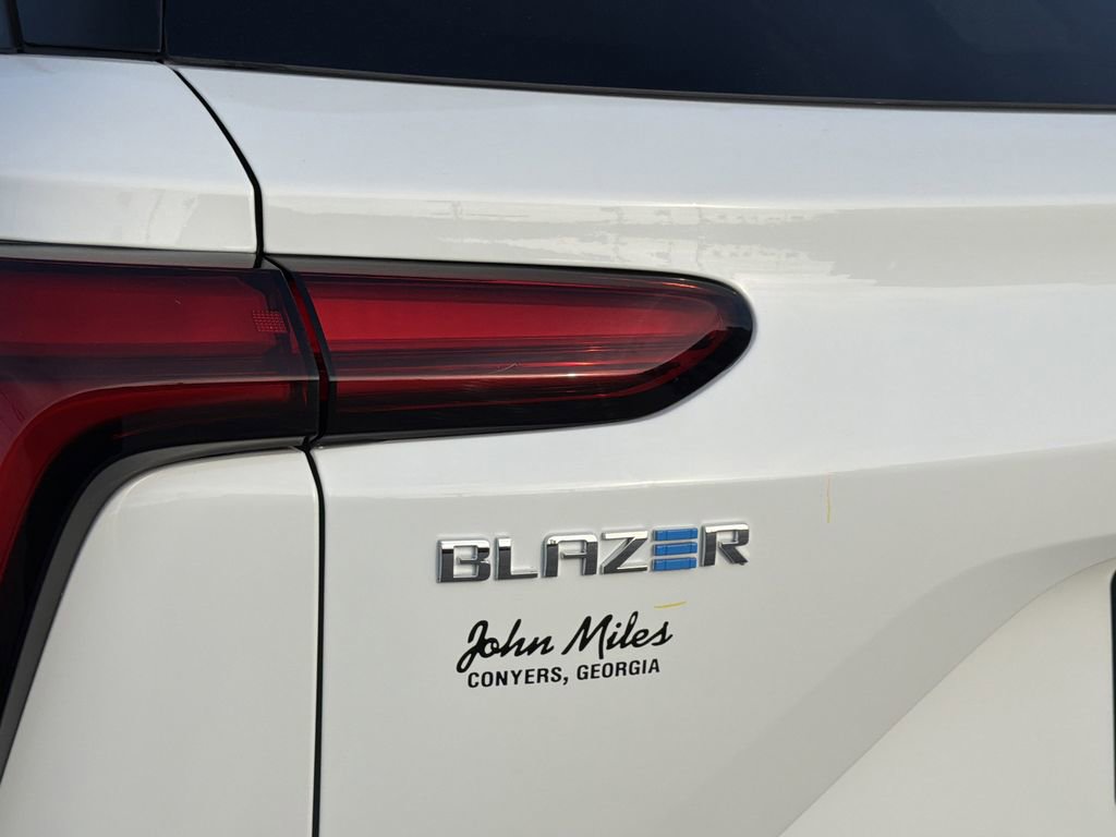New 2026 Chevrolet Blazer EV LT image 21