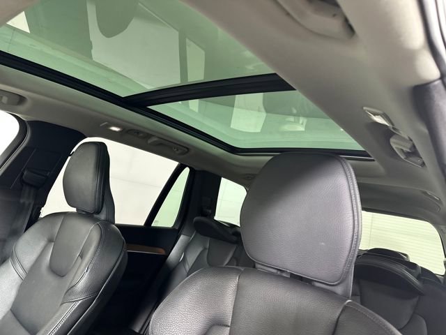 Used 2023 Volvo XC90 B6 Plus w/ Protection Package Premier image 12