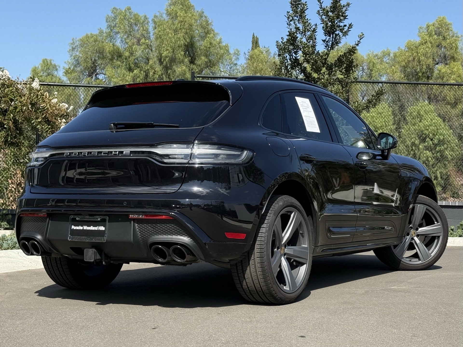 Used 2025 Porsche Macan image 7