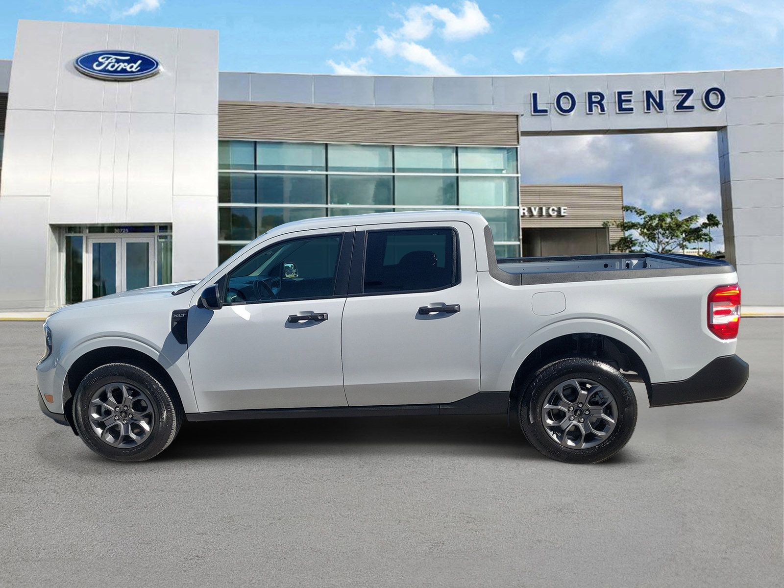 Used 2025 Ford Maverick XLT w/ XLT Luxury Package FWD image 8