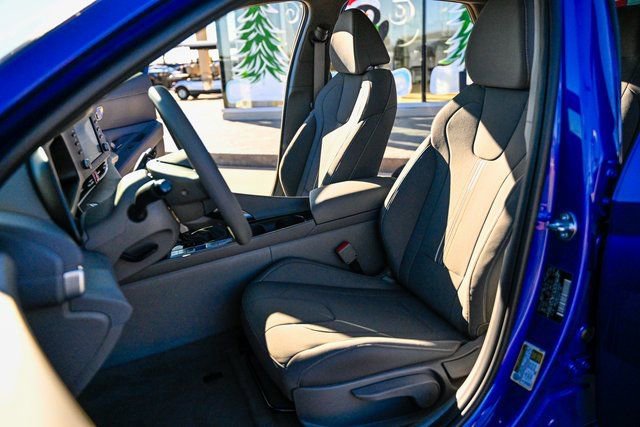 New 2026 Hyundai Elantra Blue image 10