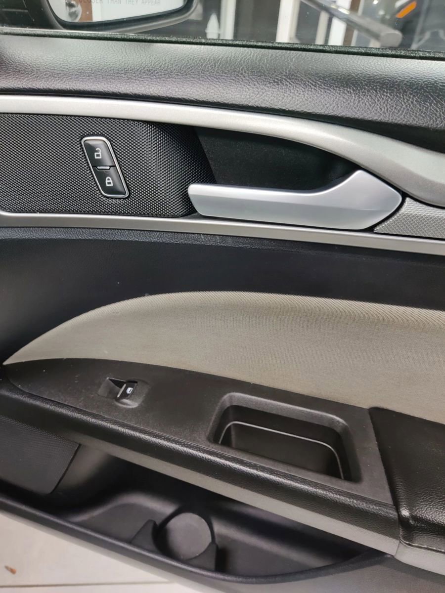 Used 2020 Ford Fusion S image 19