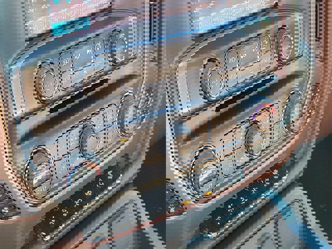 Used 2018 Chevrolet Silverado 3500 High Country w/ Duramax Plus Package image 25