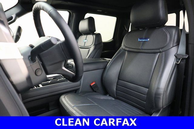 Used 2025 Ford F450 Platinum w/ FX4 Off-Road Package image 7