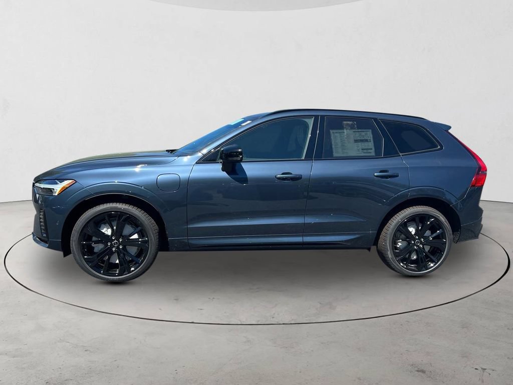 New 2026 Volvo XC60 T8 Ultra w/ Climate Package AWD/4WD image 2