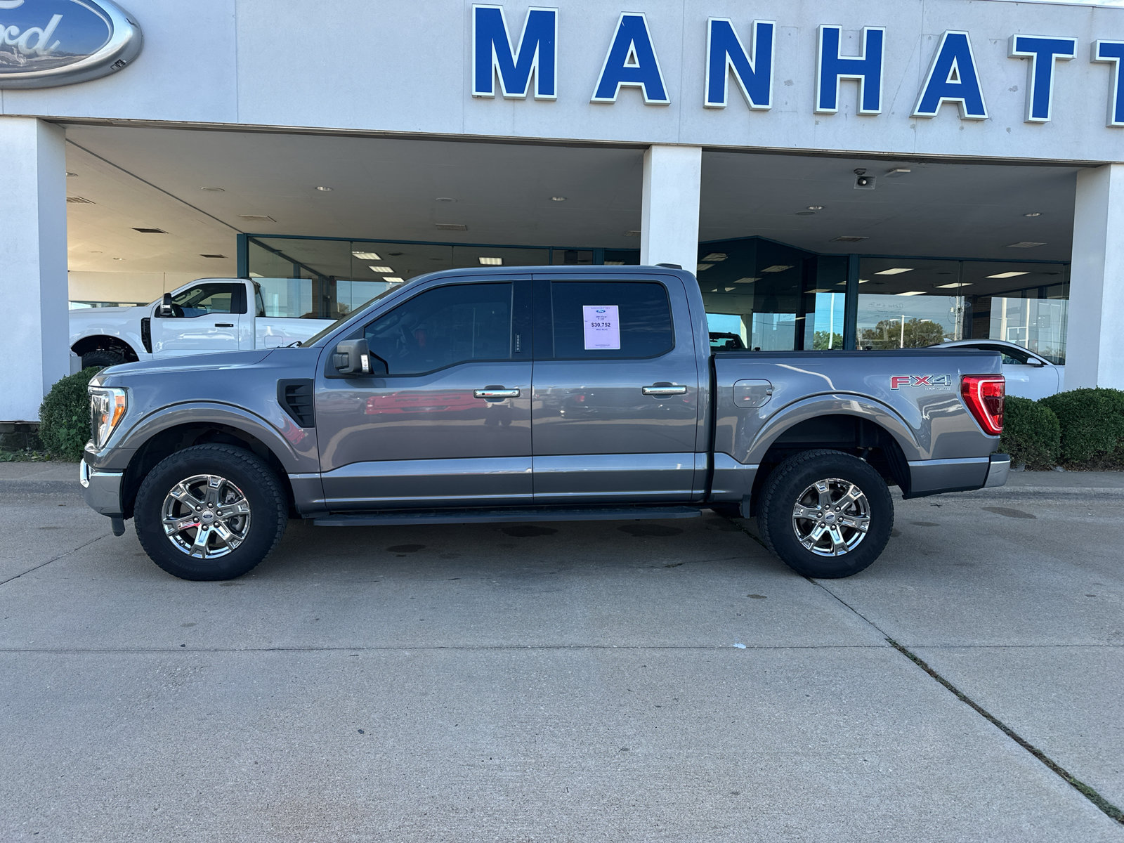 Used 2021 Ford F150 XLT w/ Equipment Group 302A High AWD/4WD image 10