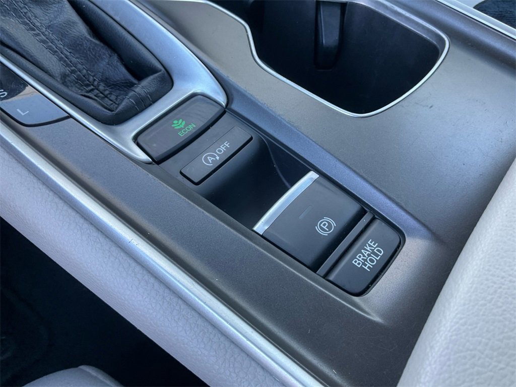 Used 2022 Honda Accord LX image 23