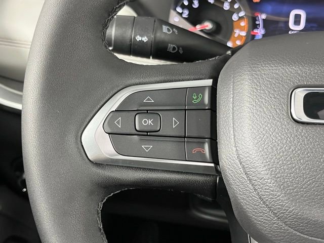 New 2025 Jeep Compass Limited w/ Sun & Sound Group AWD/4WD image 15