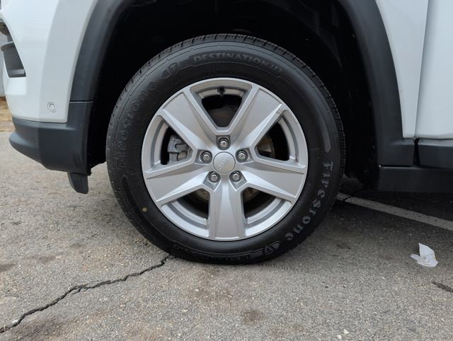 Used 2022 Jeep Compass Latitude w/ Convenience Group image 35