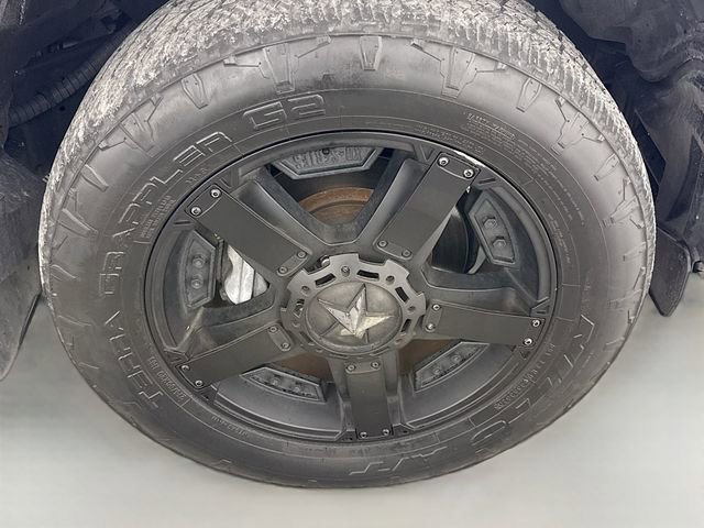 Used 2017 Toyota Tundra Limited w/ Limited Premium Package image 30