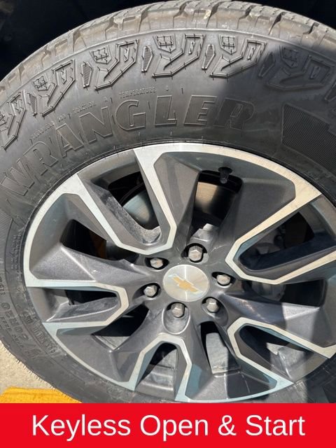 Used 2019 Chevrolet Silverado 1500 LT w/ Texas Edition image 28