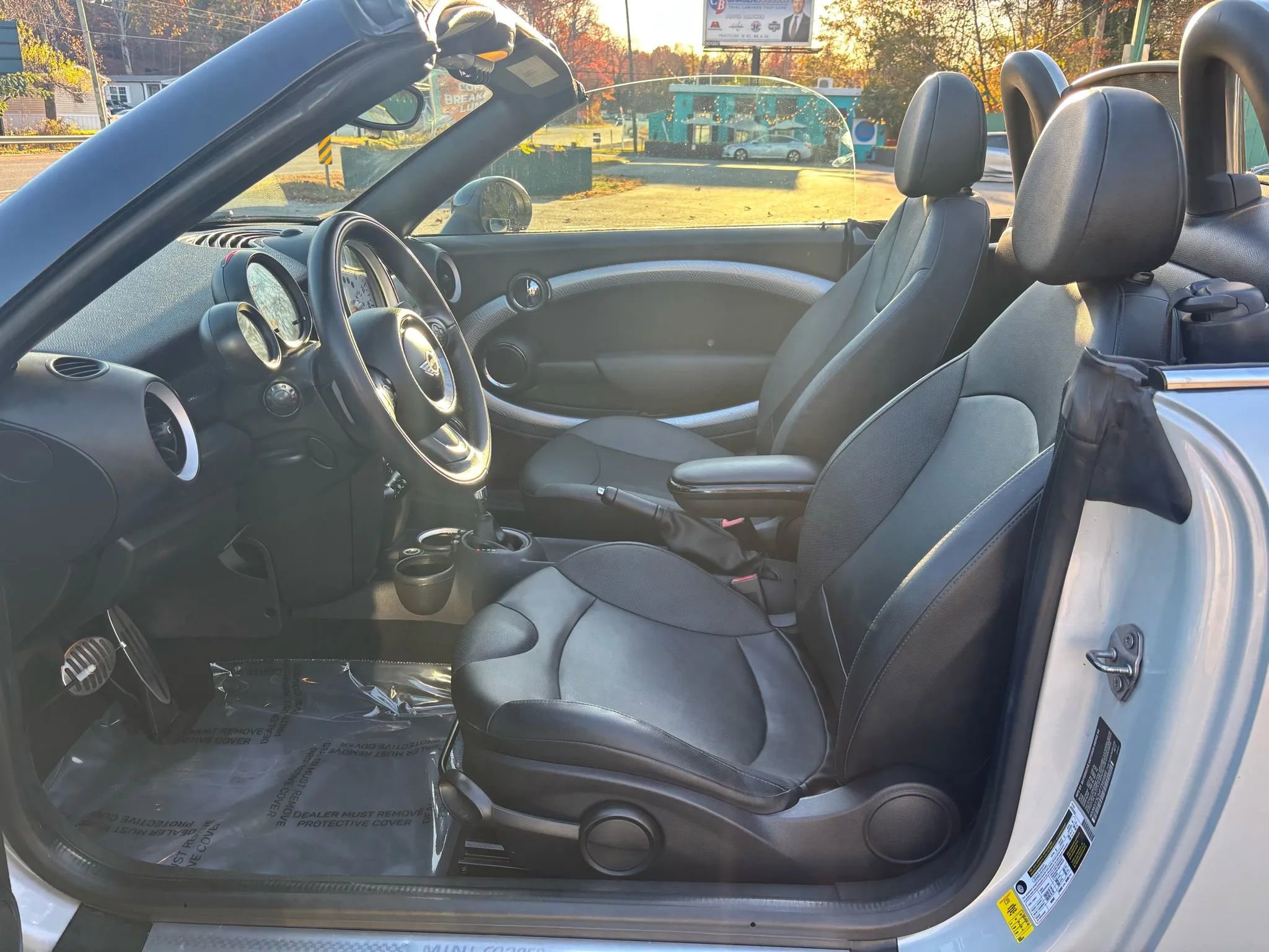 Used 2015 MINI Cooper Roadster S image 22