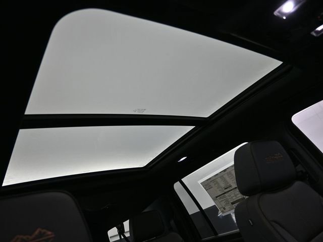 New 2026 Chevrolet Suburban High Country w/ Sun And Tow Package image 44