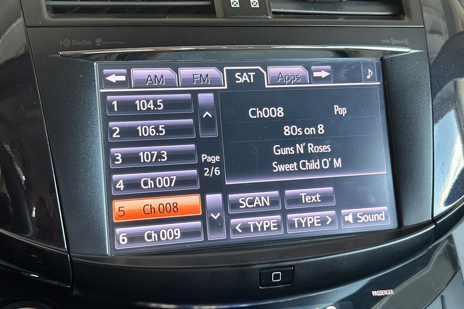 Used 2013 Toyota RAV4 EV FWD image 18