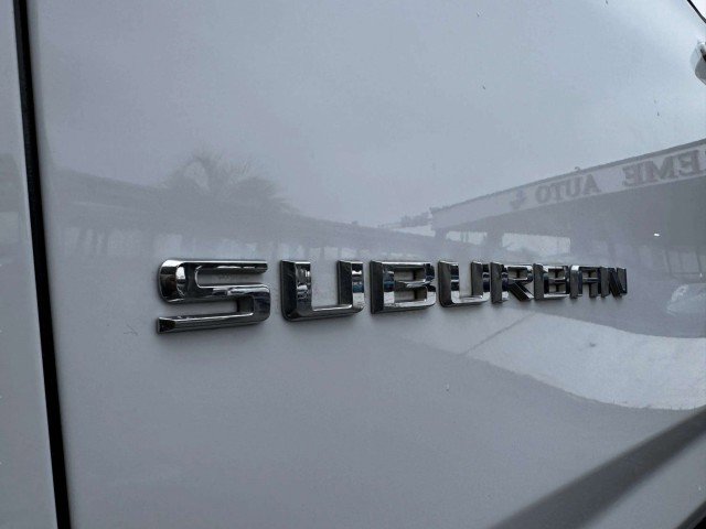 Used 2021 Chevrolet Suburban Premier w/ Premium Package image 14