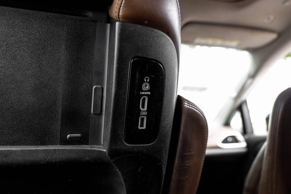 Used 2018 Chrysler Pacifica Limited image 53