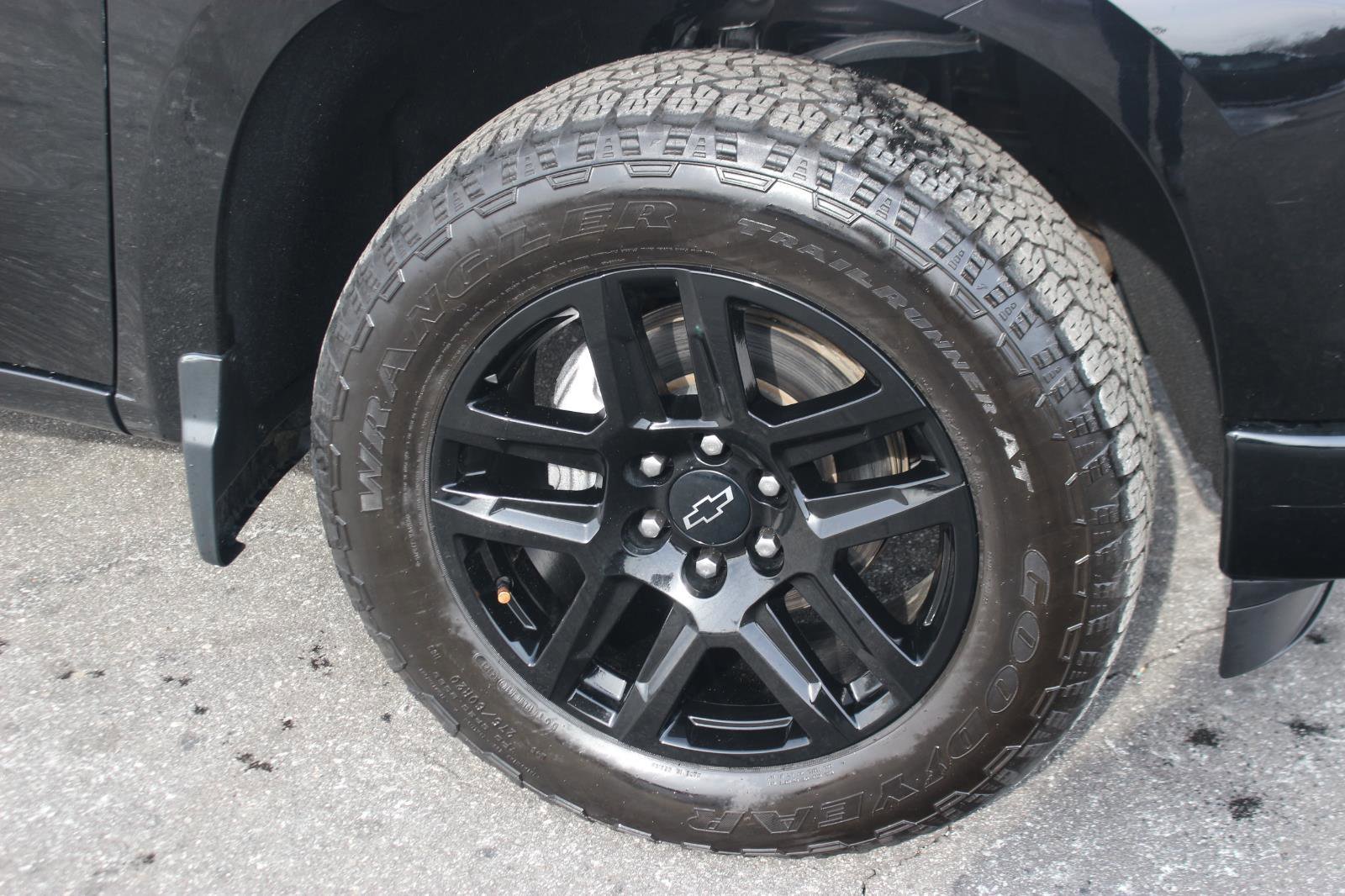 Used 2024 Chevrolet Silverado 1500 RST w/ Convenience Package II image 38