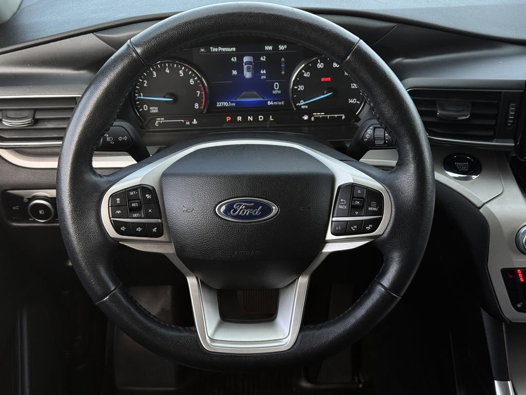 Used 2023 Ford Explorer XLT w/ Equipment Group 202A image 14