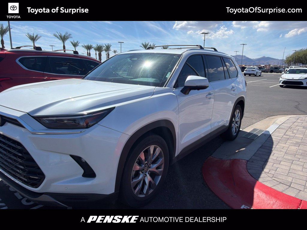 Used 2024 Toyota Grand Highlander FWD image 1