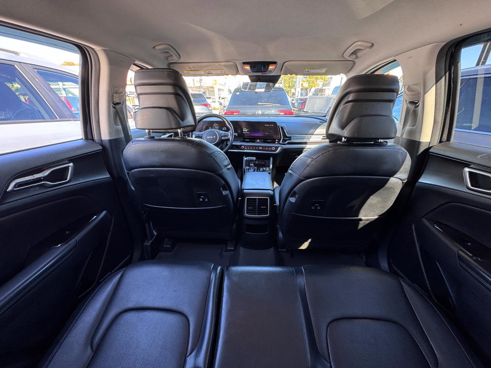 Used 2023 Kia Sportage EX image 9