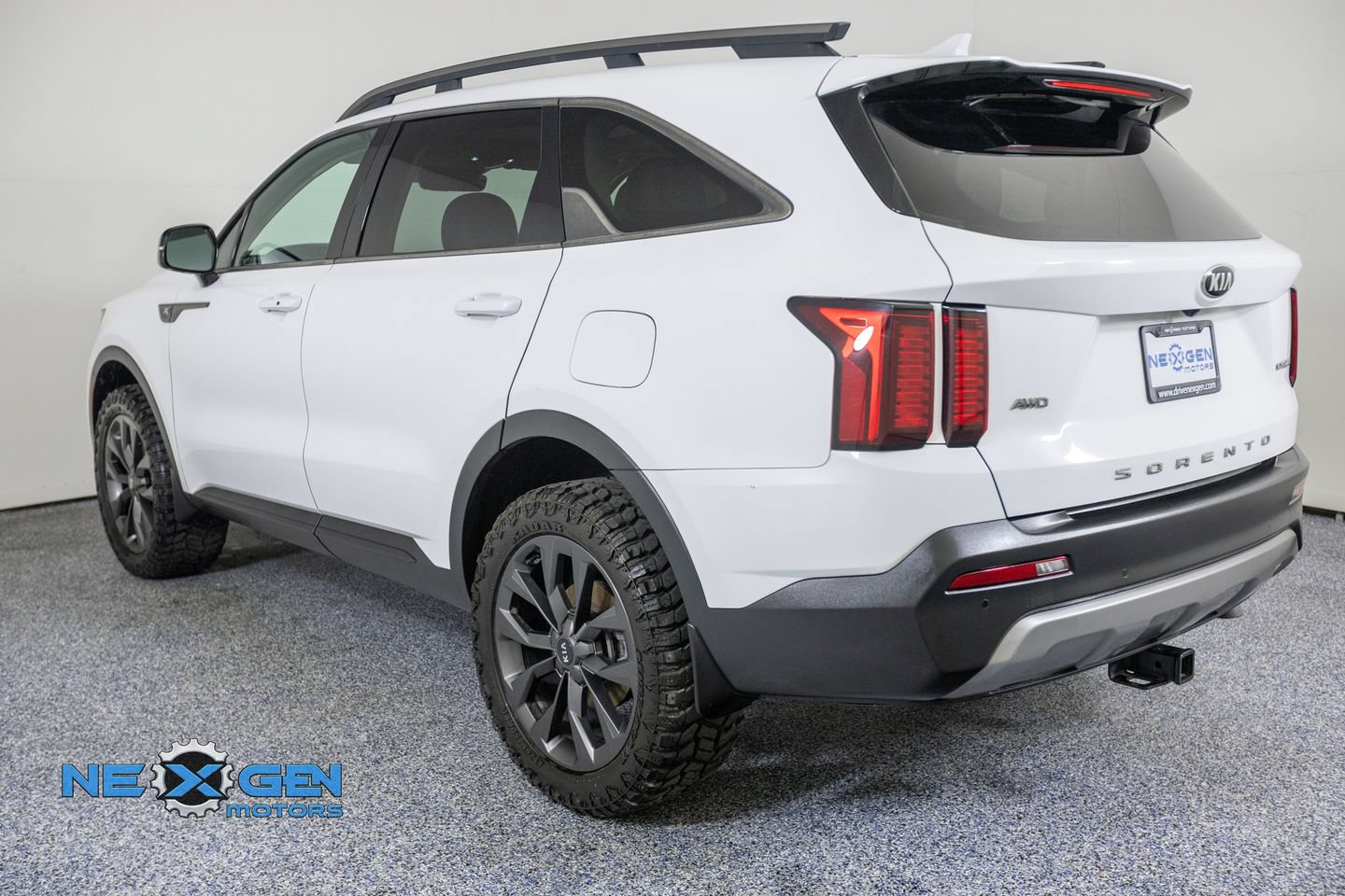 Used 2021 Kia Sorento EX w/ EX AWD X-Line Package image 5
