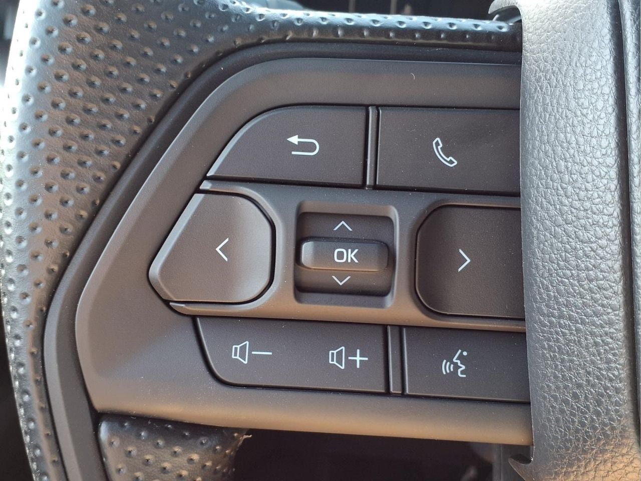 New 2026 Toyota Tacoma SR5 RWD image 19