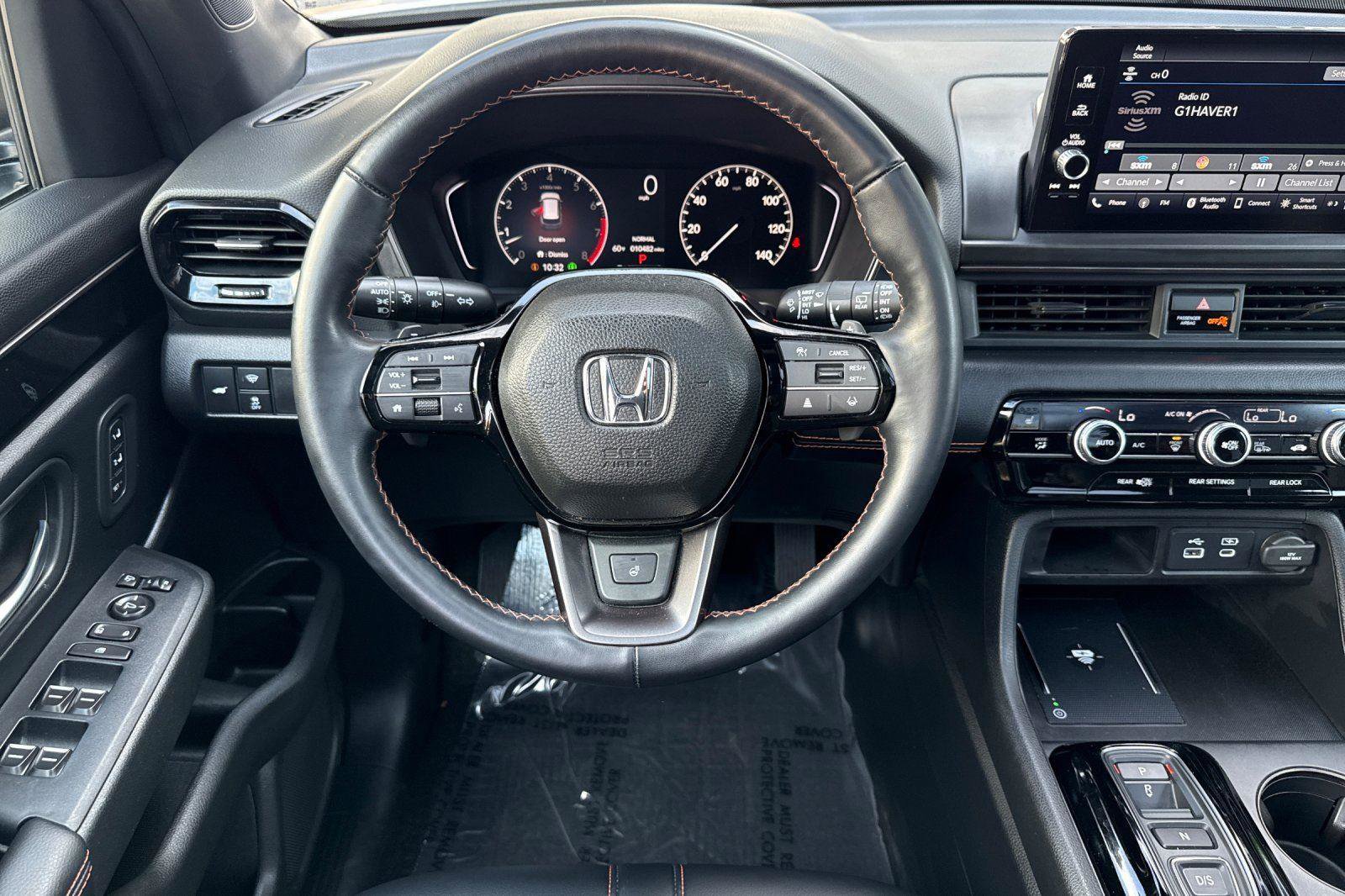 Certified 2025 Honda Pilot TrailSport image 12