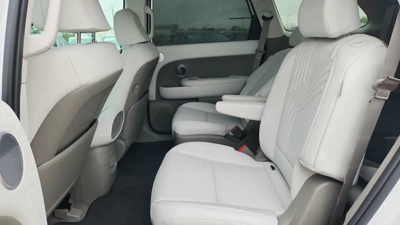 New 2026 Hyundai Palisade FWD Hybrid image 24