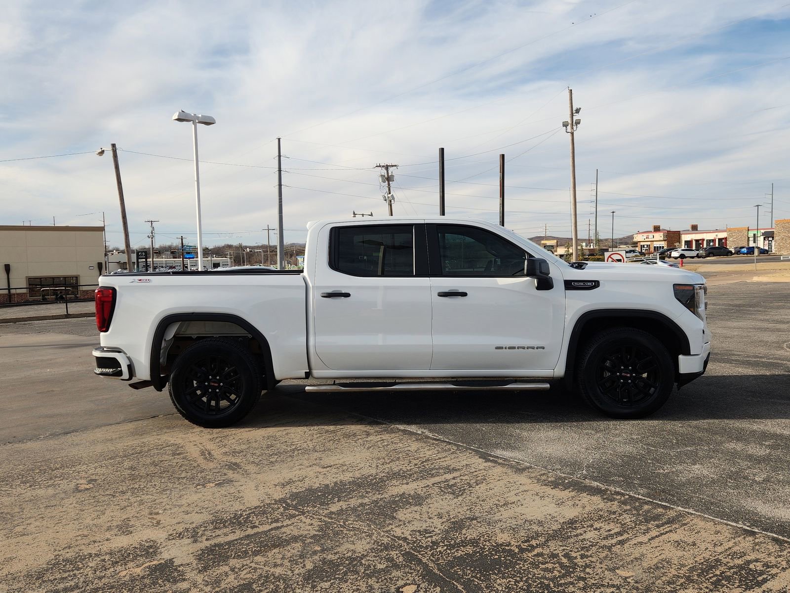 Used 2023 GMC Sierra 1500 Pro w/ Graphite Edition image 7