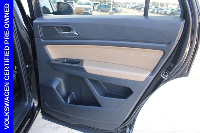 Used 2023 Volkswagen Atlas Cross Sport SE image 25