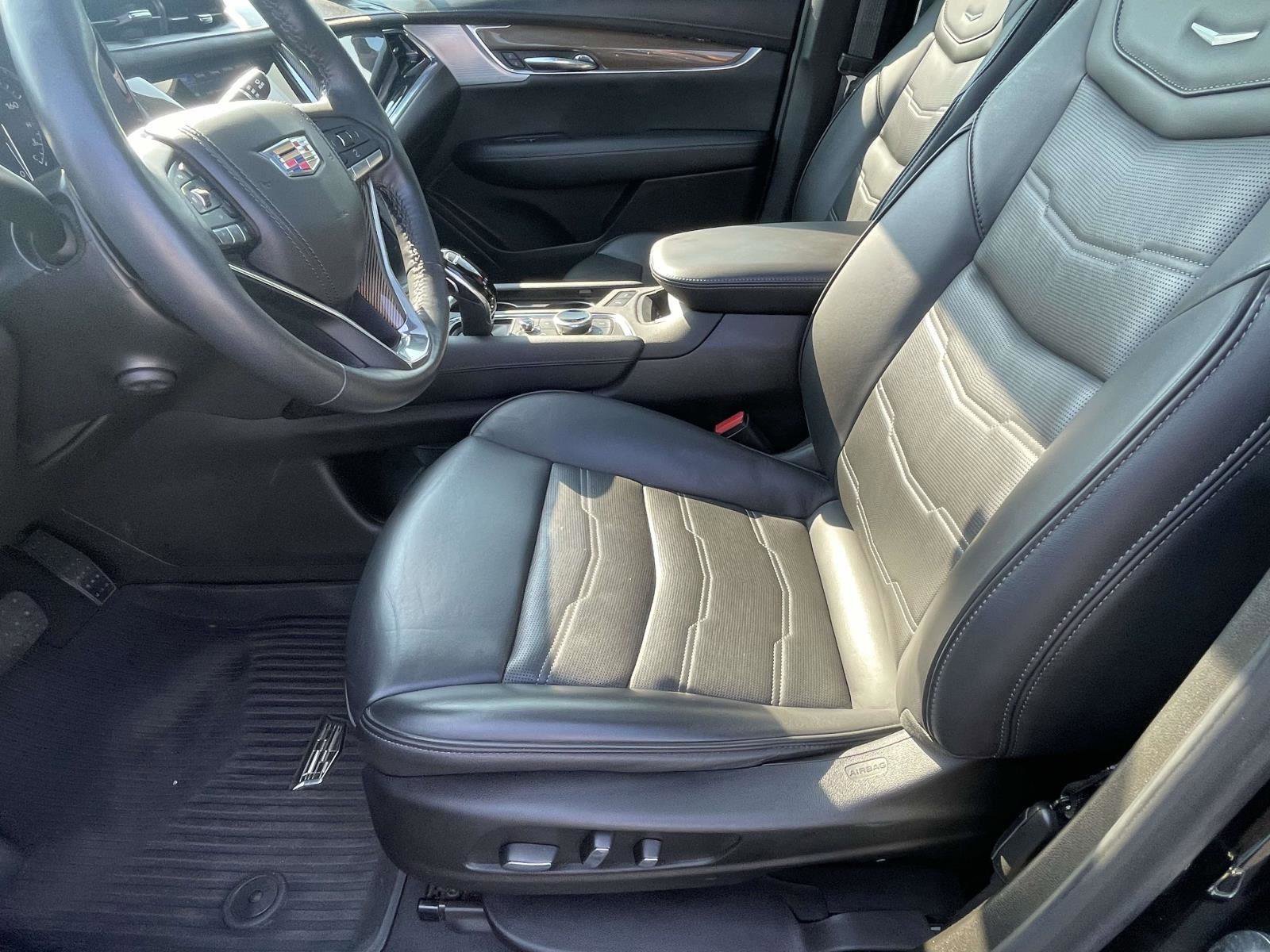 Certified 2023 Cadillac XT6 Premium Luxury w/ Platinum Package image 10