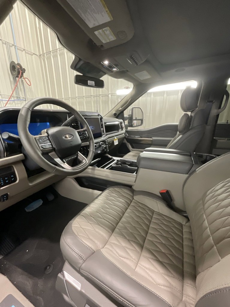 New 2026 Ford F250 Platinum image 9