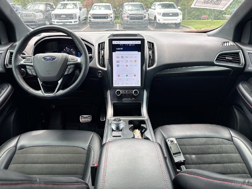 Used 2024 Ford Edge ST-Line AWD/4WD image 10