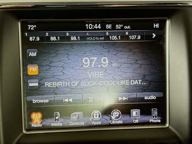 Used 2017 Jeep Grand Cherokee Altitude image 14