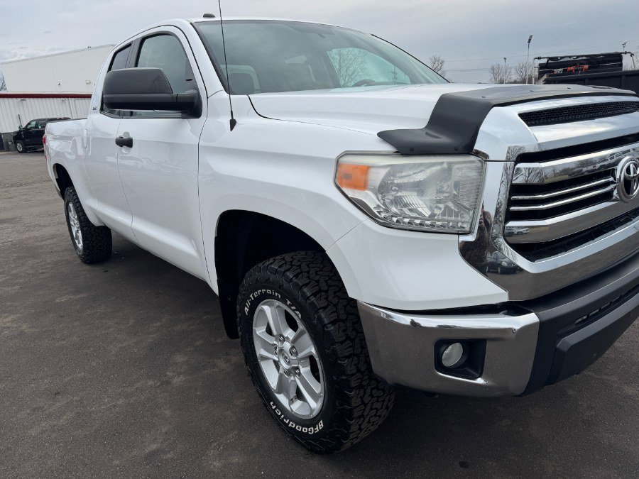 Used 2016 Toyota Tundra SR5 AWD/4WD image 12