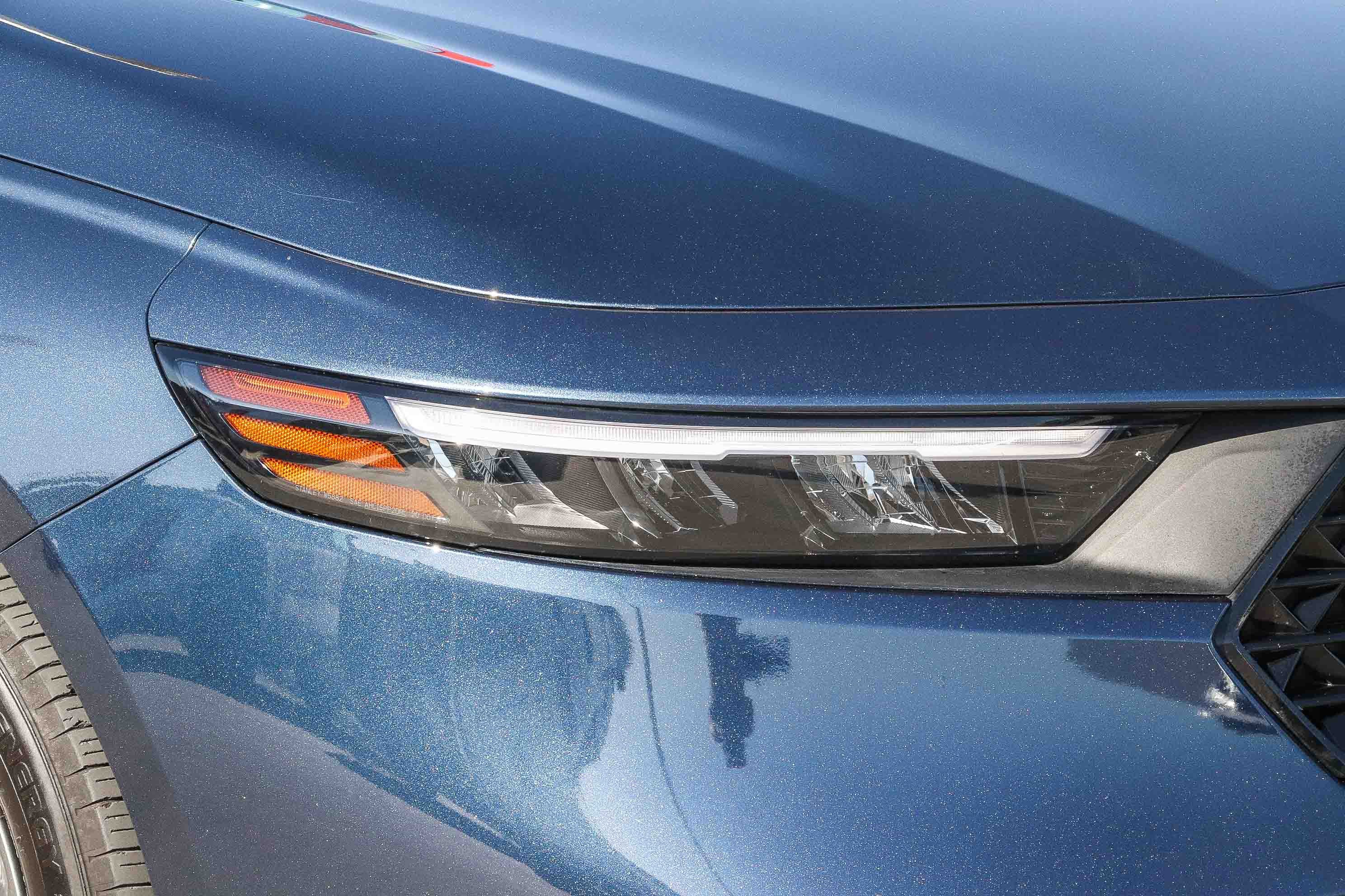 Used 2023 Honda Accord EX image 11