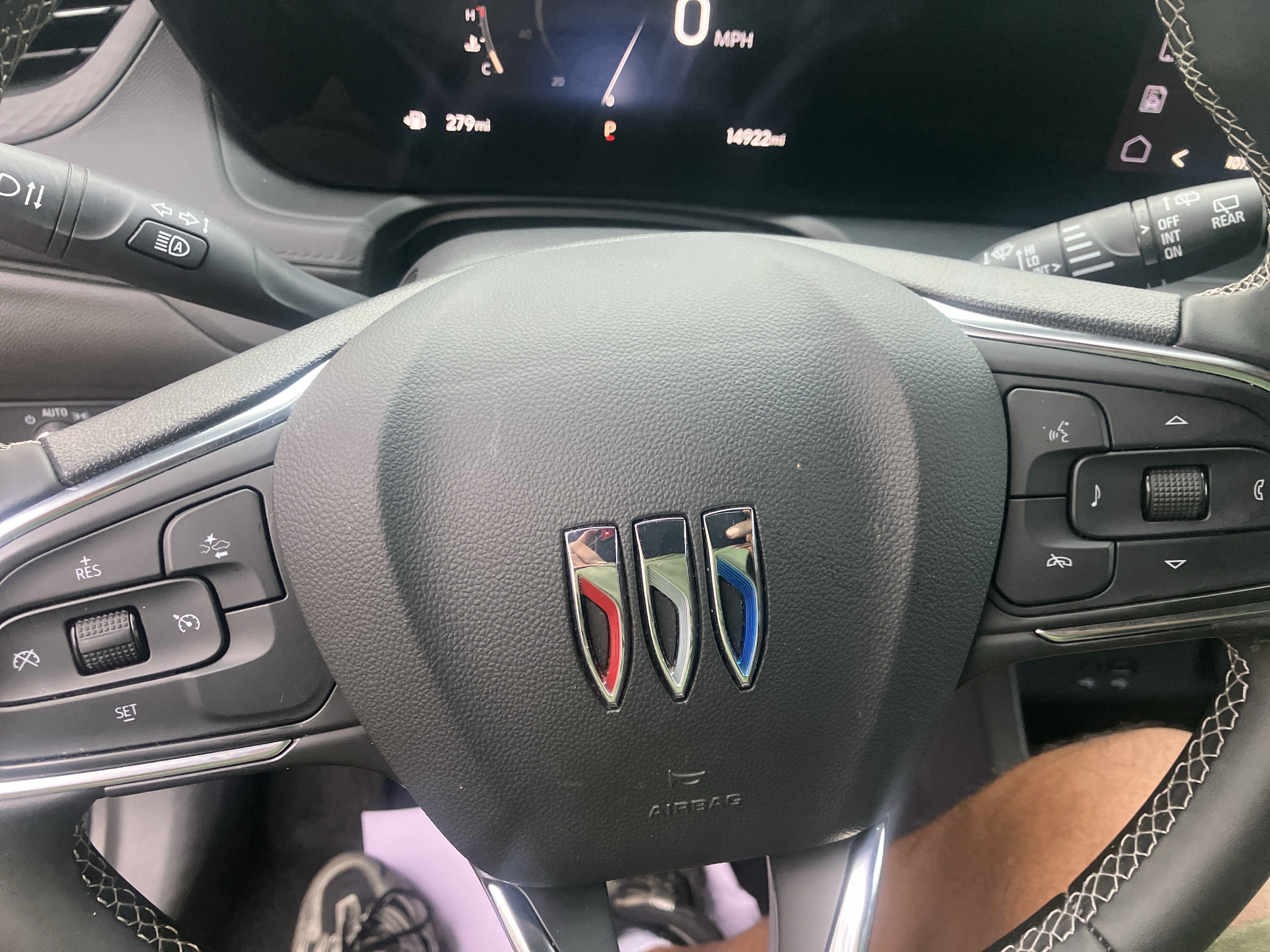 Used 2025 Buick Encore GX Preferred FWD image 22
