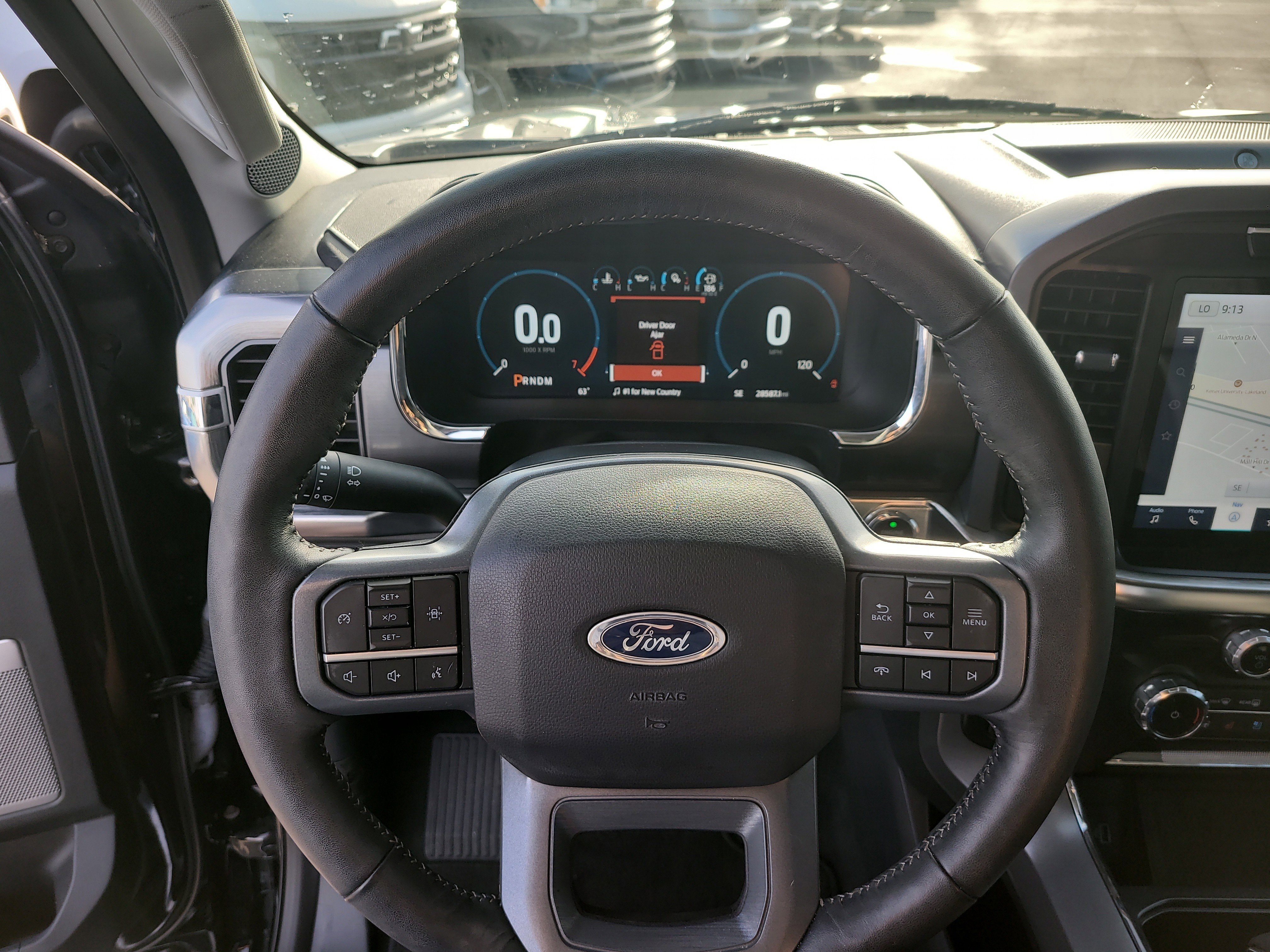 Used 2023 Ford F150 Lariat w/ Trailer Tow Package image 28