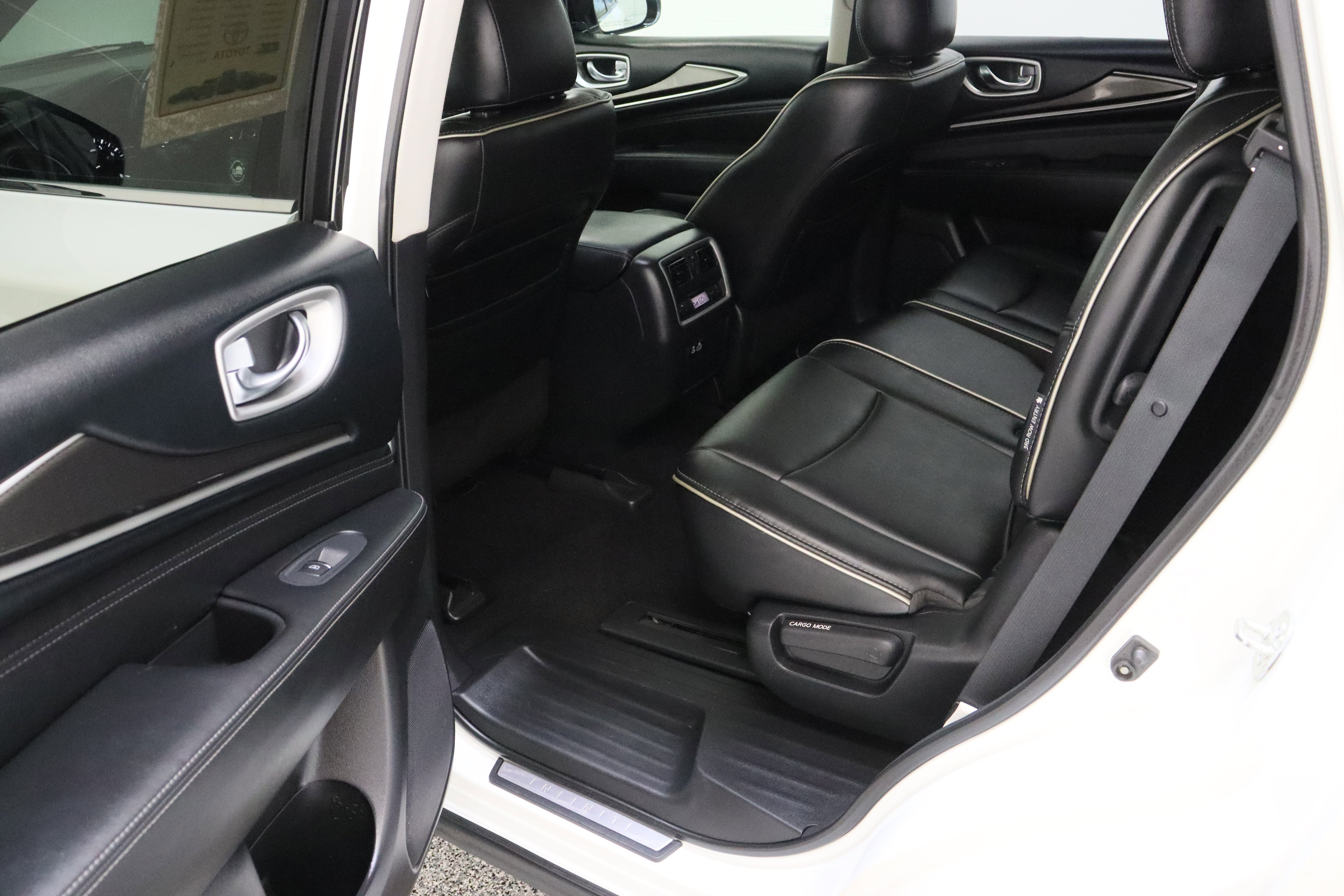Used 2020 INFINITI QX60 Luxe FWD image 29